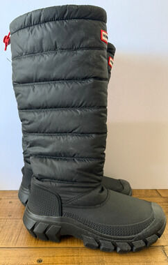 Hunter Boots Women's Size 8 Black Intrepid Tall Snow Boot Knee High Winter